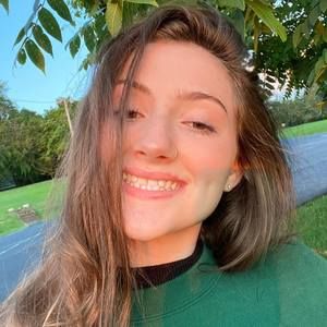 Meet your Posher, Ella cate